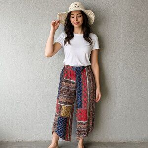 Umgee USA Wide Leg Cropped Pants Size M Boho Harem Capris Multicolor‎ Waist Tie